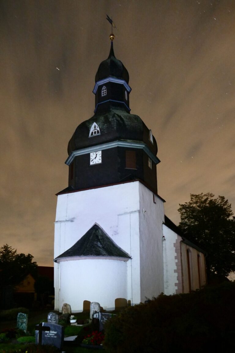 Kirche Linda bei Nacht